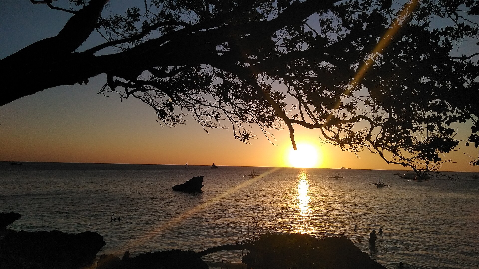 Boracay: Winter Sun